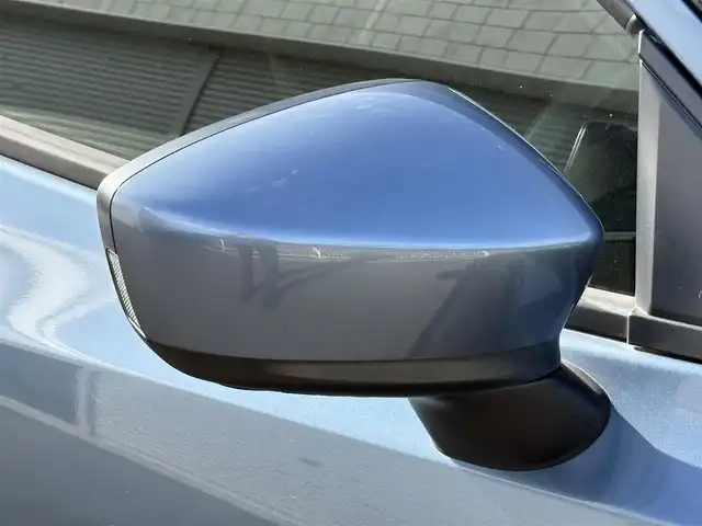 マツダ デミオ XD 岩手県 2015(平27)年 5.3万km ブルーリフレックスマイカ 禁煙車/ディーゼル/純正ナビ/→フルセグTV/Bluetooth/CD/DVD/FM/AM/ステアリングスイッチ/横滑り防止装置/〇プッシュスタート/〇電動格納ミラー/〇スマートキー/〇シガーソケット/トノカバー/USBポート