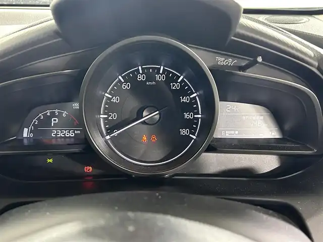 マツダ ＣＸ－３ 15S ツーリング 佐賀県 2020(令2)年 2.4万km ジェットブラックマイカ 純正ナビ/Bluetooth/AM/FM/バックカメラ/ETC/ドライブレコーダー/衝突被害軽減システム/AT誤発進抑制制御/ブラインドスポットモニター/パーキングセンサー/車線逸脱警報システム/LEDヘッドランプ/オートライト/ハイビームコントロール/純正１６インチアルミホイール/オートエアコン/アドバンストキーレスエントリーシステム/保証書/取扱説明書/スペアキー１本