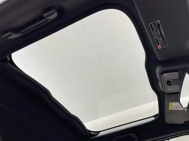 ダイハツ タフト G クロムベンチャー 埼玉県 2023(令5)年 1.9万km セラミックグリーンM ガラスルーフ　ナビ　Ｂカメラ　温シート　ＥＴＣ　Ｂｌｕｅｔｏｏｔｈ　コーナーセンサー　オートハイビーム　衝突軽減システム　電子パーキング　カーテンエアバッグ　禁煙車　ドライブレコーダー　ＵＳＢ