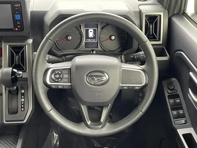 ダイハツ タフト G クロムベンチャー 埼玉県 2023(令5)年 1.9万km セラミックグリーンM ガラスルーフ　ナビ　Ｂカメラ　温シート　ＥＴＣ　Ｂｌｕｅｔｏｏｔｈ　コーナーセンサー　オートハイビーム　衝突軽減システム　電子パーキング　カーテンエアバッグ　禁煙車　ドライブレコーダー　ＵＳＢ