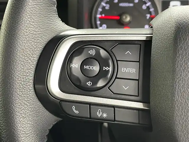 ダイハツ タフト G クロムベンチャー 埼玉県 2023(令5)年 1.9万km セラミックグリーンM ガラスルーフ　ナビ　Ｂカメラ　温シート　ＥＴＣ　Ｂｌｕｅｔｏｏｔｈ　コーナーセンサー　オートハイビーム　衝突軽減システム　電子パーキング　カーテンエアバッグ　禁煙車　ドライブレコーダー　ＵＳＢ