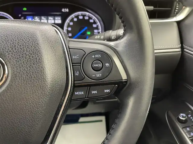 トヨタ ハリアー ハイブリッド G 宮城県 2020(令2)年 4.9万km プレシャスブラックパール 純正ナビ/バックカメラ/ビルトインETC/デジタルインナーミラー/トヨタセーフティーセンス/レーダークルーズコントロール/BSM/ハーフレザー/パワーシート/電動チルト＆テレスコピックステアリング/プッシュスタート/スマートキー/スペアキー/オートライト/オートマチックハイビーム/LEDヘッドライト/フォグランプ/純正フロアマット/純正18インチアルミホイール