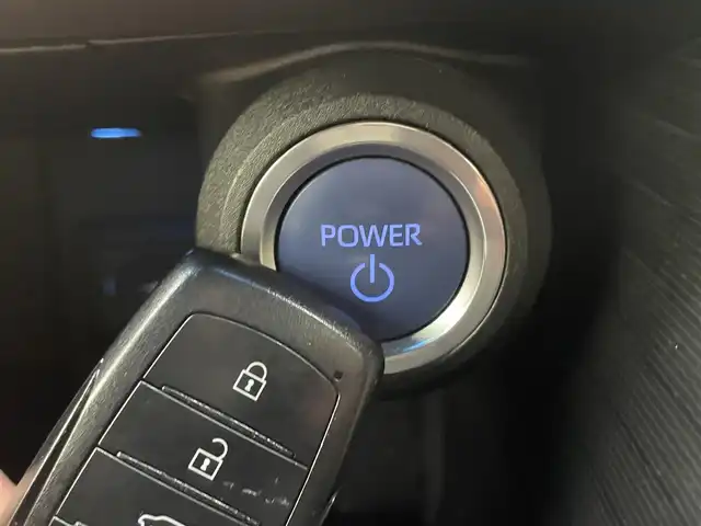 トヨタ ハリアー ハイブリッド G 宮城県 2020(令2)年 4.9万km プレシャスブラックパール 純正ナビ/バックカメラ/ビルトインETC/デジタルインナーミラー/トヨタセーフティーセンス/レーダークルーズコントロール/BSM/ハーフレザー/パワーシート/電動チルト＆テレスコピックステアリング/プッシュスタート/スマートキー/スペアキー/オートライト/オートマチックハイビーム/LEDヘッドライト/フォグランプ/純正フロアマット/純正18インチアルミホイール