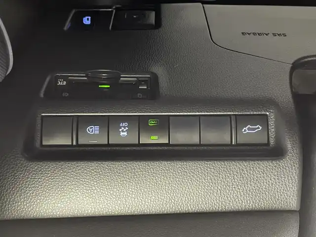 トヨタ ハリアー ハイブリッド G 宮城県 2020(令2)年 4.9万km プレシャスブラックパール 純正ナビ/バックカメラ/ビルトインETC/デジタルインナーミラー/トヨタセーフティーセンス/レーダークルーズコントロール/BSM/ハーフレザー/パワーシート/電動チルト＆テレスコピックステアリング/プッシュスタート/スマートキー/スペアキー/オートライト/オートマチックハイビーム/LEDヘッドライト/フォグランプ/純正フロアマット/純正18インチアルミホイール