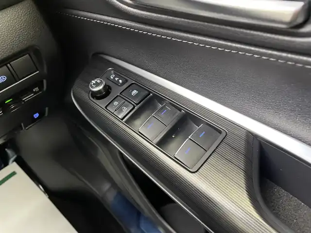 トヨタ ハリアー ハイブリッド G 宮城県 2020(令2)年 4.9万km プレシャスブラックパール 純正ナビ/バックカメラ/ビルトインETC/デジタルインナーミラー/トヨタセーフティーセンス/レーダークルーズコントロール/BSM/ハーフレザー/パワーシート/電動チルト＆テレスコピックステアリング/プッシュスタート/スマートキー/スペアキー/オートライト/オートマチックハイビーム/LEDヘッドライト/フォグランプ/純正フロアマット/純正18インチアルミホイール