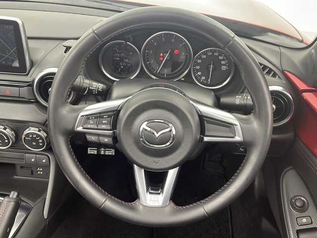 マツダ ロードスター S レザーパッケージ 愛知県 2016(平28)年 1.7万km ソウルレッドプレミアムメタリック /純正ナビ　//ＣＤ　ＤＶＤ　ＢＴ　フルセグＴＶ　AUX　AM FM//ＢＯＳＥサウンドシステム　//ＵＳＢ　//レザーシート//運転席シートヒーター　//助手席シートヒーター//ＥＴＣ　//ＬＥＤヘッドライト　//オートライト　//オートハイビーム//オートワイパー//ブラインドスポットモニター//車線逸脱警報システム//スペアキー//純正フロアマット//取扱説明書