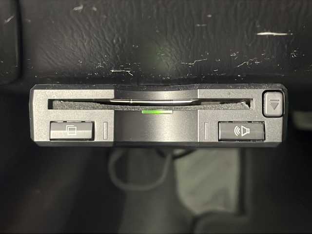 マツダ ロードスター S レザーパッケージ 愛知県 2016(平28)年 1.7万km ソウルレッドプレミアムメタリック /純正ナビ　//ＣＤ　ＤＶＤ　ＢＴ　フルセグＴＶ　AUX　AM FM//ＢＯＳＥサウンドシステム　//ＵＳＢ　//レザーシート//運転席シートヒーター　//助手席シートヒーター//ＥＴＣ　//ＬＥＤヘッドライト　//オートライト　//オートハイビーム//オートワイパー//ブラインドスポットモニター//車線逸脱警報システム//スペアキー//純正フロアマット//取扱説明書