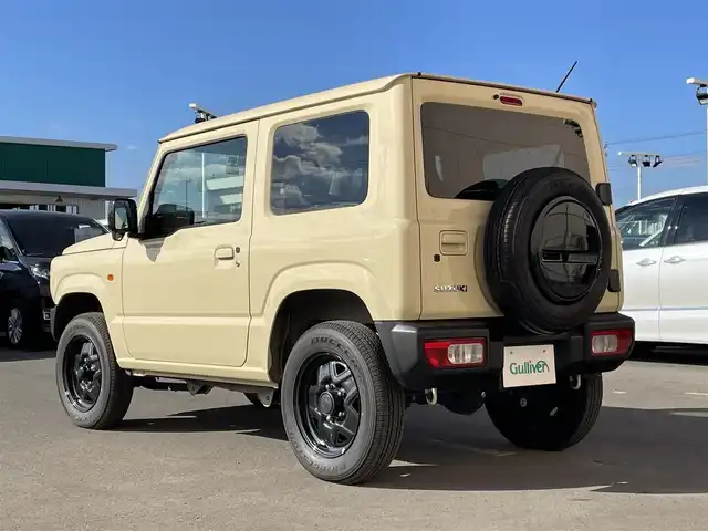 スズキ ジムニー XL 東京都 2023(令5)年 2.5万km シフォンアイボリーM ９インチナビ　/フルセグＴＶ　/Ｂｌｕｅｔｏｏｔｈ　/バックカメラ　/ＣＤ　/ＤＶＤ　/ラバーマット　/ドライブレコーダー　/ＥＴＣ　/ステアリングスイッチ　/純正アルミホイール　/ＡＢＳ　/横滑り防止装置　/レーンアシスト