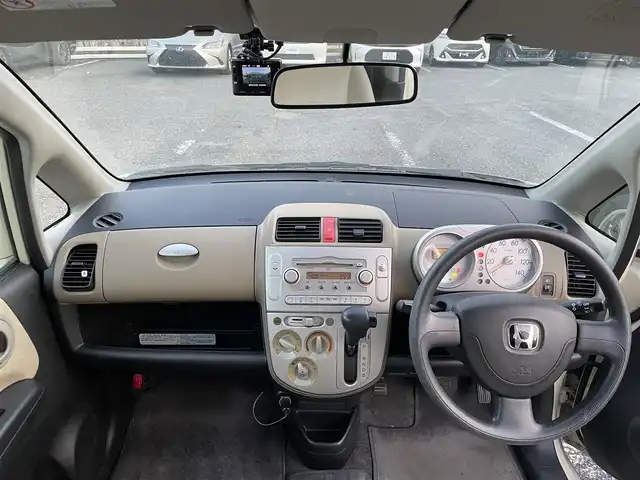 ホンダ ライフ C ファインスペシャル 千葉県 2008(平20)年 10.6万km バニラクレム ・パワーステアリング/・パワーウィンドウ/・AC/・純正フロアマット/・ドアバイザー/・社外ドライブレコーダー前後