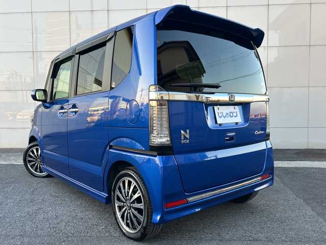 ホンダ Ｎ ＢＯＸ カスタム G ターボSSパッケージ 埼玉県 2016(平28)年 7.1万km ブリリアントスポーティブルーメタリック2トーン (株)IDOMが運営する【じしゃロン熊谷店】の自社ローン専用車両になりますこちらは現金またはオートローンご利用時の価格です。自社ローンご希望の方は別途その旨お申付け下さい/純正ナビ　VXM-174VFXi/（フルセグTV/Bluetooth/CD/DVD/AM/FM）/ETC/バックカメラ/両側パワースライドドア/クルーズコントロール/前席シートヒーター/パドルシフト/純正フロアマット/純正15インチAW