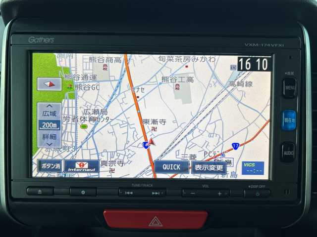 ホンダ Ｎ ＢＯＸ カスタム G ターボSSパッケージ 埼玉県 2016(平28)年 7.1万km ブリリアントスポーティブルーメタリック2トーン (株)IDOMが運営する【じしゃロン熊谷店】の自社ローン専用車両になりますこちらは現金またはオートローンご利用時の価格です。自社ローンご希望の方は別途その旨お申付け下さい/純正ナビ　VXM-174VFXi/（フルセグTV/Bluetooth/CD/DVD/AM/FM）/ETC/バックカメラ/両側パワースライドドア/クルーズコントロール/前席シートヒーター/パドルシフト/純正フロアマット/純正15インチAW