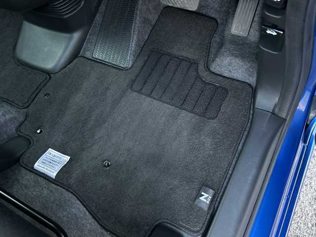 ホンダ Ｎ ＢＯＸ カスタム G ターボSSパッケージ 埼玉県 2016(平28)年 7.1万km ブリリアントスポーティブルーメタリック2トーン (株)IDOMが運営する【じしゃロン熊谷店】の自社ローン専用車両になりますこちらは現金またはオートローンご利用時の価格です。自社ローンご希望の方は別途その旨お申付け下さい/純正ナビ　VXM-174VFXi/（フルセグTV/Bluetooth/CD/DVD/AM/FM）/ETC/バックカメラ/両側パワースライドドア/クルーズコントロール/前席シートヒーター/パドルシフト/純正フロアマット/純正15インチAW