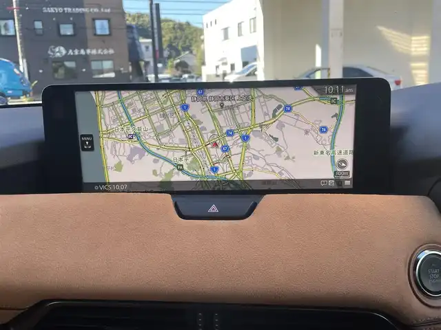 マツダ ＣＸ－６０ XD HV プレミアムスポーツ 静岡県 2023(令5)年 4.1万km ロジウムホワイトプレミアムメタリック 4WD/ワンオーナー/サンルーフ/純正ナビ/フルセグTV/BT/USB/全方位カメラ/BOSEサウンドシステム/茶ハーフレザーシート/全席シートヒーター/前席エアシート/前席パワーシート/運転席シートメモリー/前後ドライブレコーダー/AC100V電源/パワーバックドア/ステアリングヒーター/ビルトインETC/衝突軽減ブレーキ/レーンキープアシスト/ブラインドスポットモニター/クリアランスソナー/レーダークルーズコントロール/ステアリングスイッチ/LEDヘッドライト/スマートキー×2/保証書/取扱説明書/ナビ取扱説明書