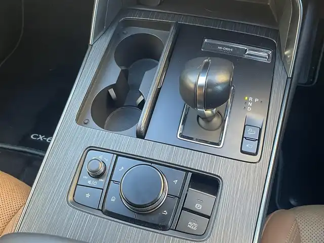 マツダ ＣＸ－６０ XD HV プレミアムスポーツ 静岡県 2023(令5)年 4.1万km ロジウムホワイトプレミアムメタリック 4WD/ワンオーナー/サンルーフ/純正ナビ/フルセグTV/BT/USB/全方位カメラ/BOSEサウンドシステム/茶ハーフレザーシート/全席シートヒーター/前席エアシート/前席パワーシート/運転席シートメモリー/前後ドライブレコーダー/AC100V電源/パワーバックドア/ステアリングヒーター/ビルトインETC/衝突軽減ブレーキ/レーンキープアシスト/ブラインドスポットモニター/クリアランスソナー/レーダークルーズコントロール/ステアリングスイッチ/LEDヘッドライト/スマートキー×2/保証書/取扱説明書/ナビ取扱説明書