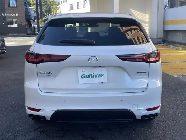 マツダ ＣＸ－６０ XD HV プレミアムスポーツ 静岡県 2023(令5)年 4.1万km ロジウムホワイトプレミアムメタリック 4WD/ワンオーナー/サンルーフ/純正ナビ/フルセグTV/BT/USB/全方位カメラ/BOSEサウンドシステム/茶ハーフレザーシート/全席シートヒーター/前席エアシート/前席パワーシート/運転席シートメモリー/前後ドライブレコーダー/AC100V電源/パワーバックドア/ステアリングヒーター/ビルトインETC/衝突軽減ブレーキ/レーンキープアシスト/ブラインドスポットモニター/クリアランスソナー/レーダークルーズコントロール/ステアリングスイッチ/LEDヘッドライト/スマートキー×2/保証書/取扱説明書/ナビ取扱説明書