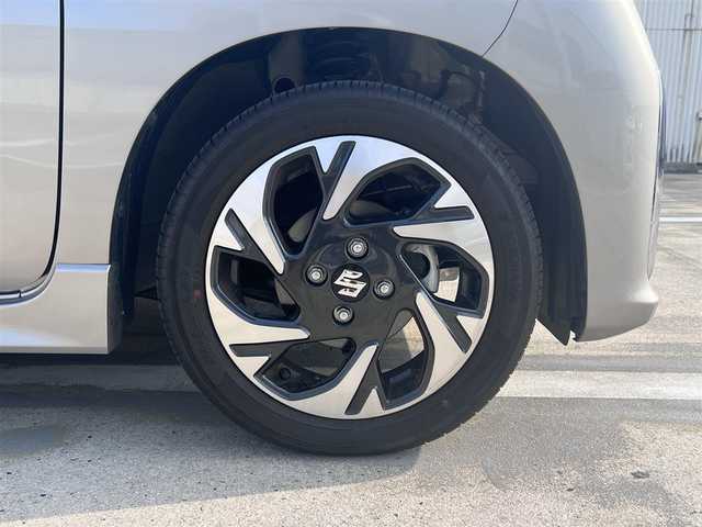 スズキ スペーシア カスタム HYBRID XS ターボ 広島県 2024(令6)年 0.7万km スチールシルバーM ワンオーナー/純正メーカーオプション9インチナビ/・スズキコネクト/・フルセグTV/・Bluetooth/・全方位&バックカメラ/スズキセーフティーサポート/・デュアルセンサーブレーキサポート2/・誤発進抑制機能（前後）/・アダプティブクルーズコントロール/・車線逸脱警報&抑制機能/・車線維持支援機能/・ふらつきお知らせ機能/・標識認識機能/・ハイビームアシスト/コーナーセンサー/両側パワースライドドア/フルLEDヘッドライト/ハーフレザー調シート/・シートヒーター（D/N席）/ドライブレコーダー/ビルトインETC