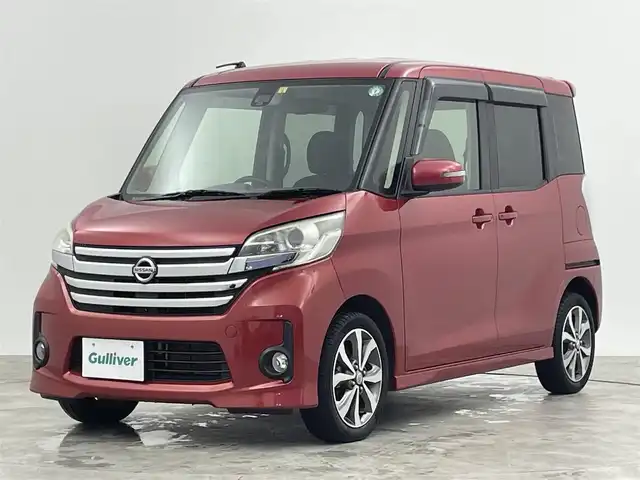 日産 デイズ ルークス HWS X Vセレクション 群馬県 2016(平28)年 6万km スパークリングレッドM 社外７インチナビ　アラウンドビューモニター　両側パワースライドドア　ＨＩＤライト　オートライト　純正１５インチＡＷ　ベンチシート　スマートキー　ＥＴＣ　アイドリングストップ　横滑り防止　禁煙車