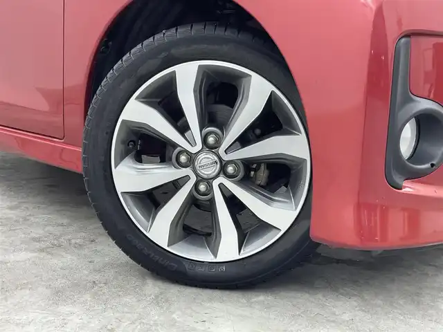 日産 デイズ ルークス HWS X Vセレクション 群馬県 2016(平28)年 6万km スパークリングレッドM 社外７インチナビ　アラウンドビューモニター　両側パワースライドドア　ＨＩＤライト　オートライト　純正１５インチＡＷ　ベンチシート　スマートキー　ＥＴＣ　アイドリングストップ　横滑り防止　禁煙車