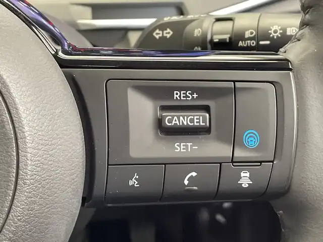 日産 オーラ G レザーエディション 栃木県 2022(令4)年 2.6万km ミッドナイトブラック/サンライズカッパー 純正ナビ/（フルセグTV/Bluetooth/USB/AppleCarPlay）/寒冷地仕様/BOSEサウンド/プロパイロット/全方位カメラ/バックカメラ/フロントカメラ/サイドカメラ/ステアリングヒーター/前方ドライブレコーダー/前後クリアランスソナー
