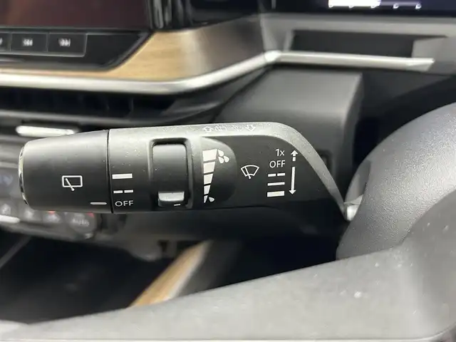 日産 オーラ G レザーエディション 熊本県 2022(令4)年 2.6万km ミッドナイトブラック/サンライズカッパー 純正ナビ/（フルセグTV/Bluetooth/USB/AppleCarPlay/HDMI）/BOSEサウンド/プロパイロット/全方位カメラ/ビルトインETC2.0/前席シートヒーター/ステアリングヒーター/純正前方ドライブレコーダー/前後クリアランスソナー/置くだけ充電/デジタルインナーミラー/衝突軽減ブレーキ/レーンキープアシスト/横滑り防止/ブラインドスポットモニター/純正フロアマット/純正17インチAW/オートライト/オートマチックハイビーム/LEDヘッドライト/フォグランプ/保証書