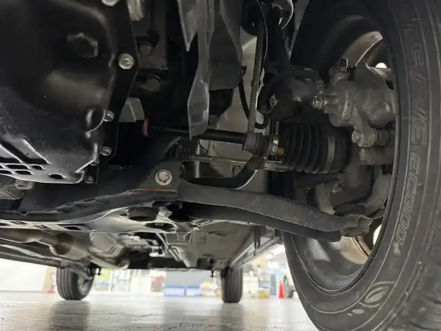 スズキ ハスラー G 三重県 2019(令1)年 1.7万km クールカーキPM マイルドハイブリッド/FF/インパネCVT/ケンウッド 7インチ『彩速ナビ』 MDV-D407BT/（FM/AM/iPod/USB/SD/CD/DVD/TV/Bluetooth/SMART USEN）/安全/・デュアルカメラブレーキサポート/・誤発進抑制機能/・車線逸脱警報機能/・ふらつき警報機能/・ヒルホールドコントロール（坂道発進アシスト）/・エマージェンシーストップシグナル/・トラクションコントロールシステム/・ESP（R）/装備/・シートヒーター（D/N）/・オートエアコン/・電動格納ドアミラー/・純正15インチスチールホイール/・プッシュスタート/・スマートキーx1/など