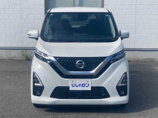 日産 デイズ ハイウェイスターX 三重県 2020(令2)年 7.5万km ホワイトパール (株)IDOMが運営する【じしゃロン四日市店】の自社ローン専用車両になります。こちらは現金またはオートローンご利用時の価格です。自社ローンご希望の方は別途その旨お申付け下さい/全方位カメラ/衝突軽減システム/レーンキープアシスト/エンジンスタートボタン/スマートキー/バックカメラ/LEDヘッドライト/社外14インチAW