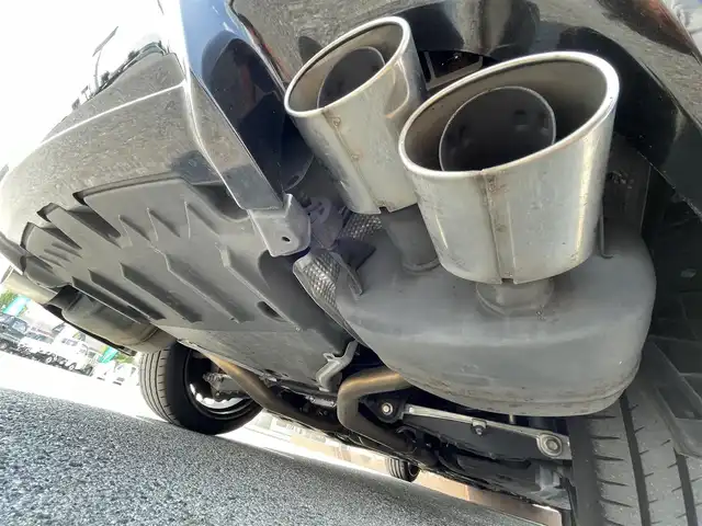 レクサス ＲＣ Ｆ 滋賀県 2015(平27)年 4.7万km ブラック ムーンルーフ/マークレビンソン/純正SDナビ/(FM/AM/CD/DVD/フルセグ/Bluetooth)/前後ドライブレコーダー/ビルトインETC/バックカメラ/ＴＶキャンセラー/空気圧センサー/レクサスセーフティシステム+/・レーダークルーズコントロール/・プリクラッシュブレーキアシスト	/・レーンディパーチャーアラート/・ブラインドスポットモニタ/・リヤクロストラフィックアラート/・コーナーセンサー/電動リヤスポイラー/電動格納ミラー/運転席・助手席シートヒーター/運転席・助手席シートベンチレーション/革巻きステアリング/ステアリングヒーター/ステアリングスイッチ/パドルシフト/オートライト/3眼LEDヘッドライト/フロントフォグ/オートハイビーム/フルオートエアコン/ドアパネルカーボンパネル/グローブボックスカーボンインテリアパネル/プッシュスタート/スマートキー/純正フロアマット/黒革シート/純正19インチAW