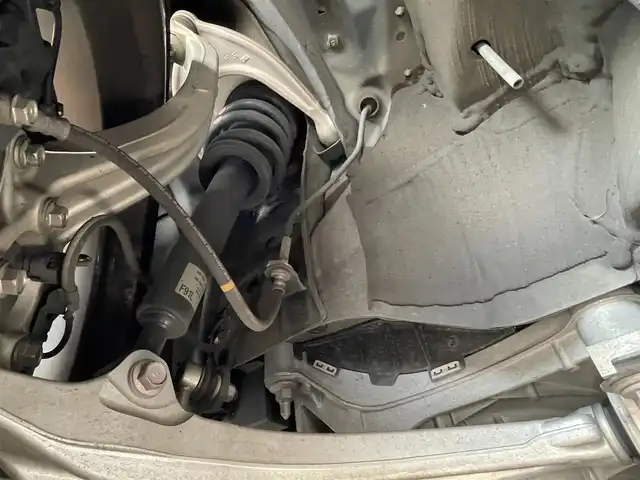レクサス ＲＣ Ｆ 滋賀県 2015(平27)年 4.7万km ブラック ムーンルーフ/マークレビンソン/純正SDナビ/(FM/AM/CD/DVD/フルセグ/Bluetooth)/前後ドライブレコーダー/ビルトインETC/バックカメラ/ＴＶキャンセラー/空気圧センサー/レクサスセーフティシステム+/・レーダークルーズコントロール/・プリクラッシュブレーキアシスト	/・レーンディパーチャーアラート/・ブラインドスポットモニタ/・リヤクロストラフィックアラート/・コーナーセンサー/電動リヤスポイラー/電動格納ミラー/運転席・助手席シートヒーター/運転席・助手席シートベンチレーション/革巻きステアリング/ステアリングヒーター/ステアリングスイッチ/パドルシフト/オートライト/3眼LEDヘッドライト/フロントフォグ/オートハイビーム/フルオートエアコン/ドアパネルカーボンパネル/グローブボックスカーボンインテリアパネル/プッシュスタート/スマートキー/純正フロアマット/黒革シート/純正19インチAW
