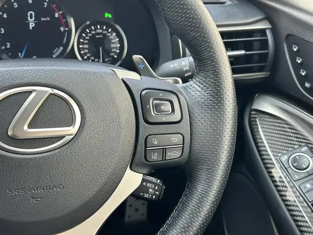 レクサス ＲＣ Ｆ 滋賀県 2015(平27)年 4.7万km ブラック ムーンルーフ/マークレビンソン/純正SDナビ/(FM/AM/CD/DVD/フルセグ/Bluetooth)/前後ドライブレコーダー/ビルトインETC/バックカメラ/ＴＶキャンセラー/空気圧センサー/レクサスセーフティシステム+/・レーダークルーズコントロール/・プリクラッシュブレーキアシスト	/・レーンディパーチャーアラート/・ブラインドスポットモニタ/・リヤクロストラフィックアラート/・コーナーセンサー/電動リヤスポイラー/電動格納ミラー/運転席・助手席シートヒーター/運転席・助手席シートベンチレーション/革巻きステアリング/ステアリングヒーター/ステアリングスイッチ/パドルシフト/オートライト/3眼LEDヘッドライト/フロントフォグ/オートハイビーム/フルオートエアコン/ドアパネルカーボンパネル/グローブボックスカーボンインテリアパネル/プッシュスタート/スマートキー/純正フロアマット/黒革シート/純正19インチAW