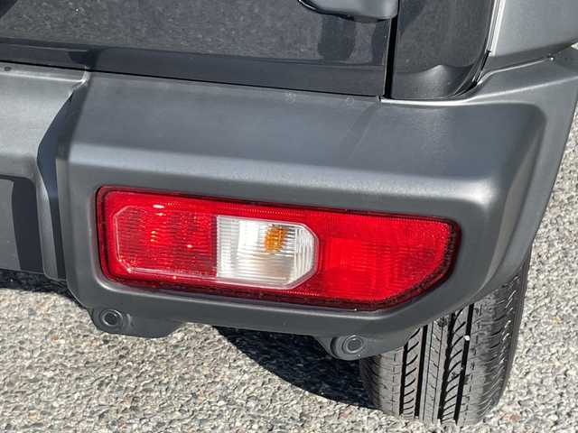 スズキ ジムニー ノマド FC 福島県 2025(令7)年 0.1万km 黒 衝突被害軽減ブレーキ/純正アルミホイール/LEDヘッドライト/シートヒーター/障害物センサー/アイドリングストップ/シートヒーター/純正フロアマット/横滑り防止装置/オートマチックハイビーム/フロントフォグランプ/4WD（切替）