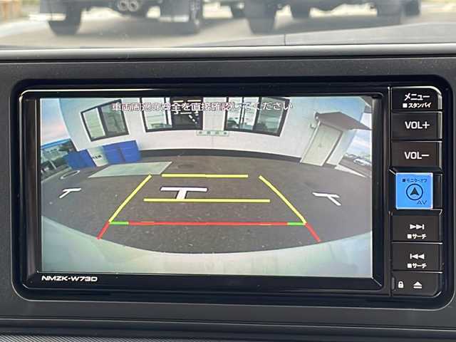 トヨタ ライズ Z 山口県 2024(令6)年 1.9万km シャイニングホワイトパール 純正メモリナビ【NMZK-W73D】/・フルセグテレビ/・CD/DVD/AM/FM/・Bluetooth/バックカメラ/前後ドライブレコーダー【TZ-DR210】/ETC/プッシュスタート/スマートキー（スペアあり）/電動パーキングブレーキ/シートヒーター（運転席・助手席）/USBソケット（前席・後席×２）/シガーソケット/純正17インチAW/ブラインドスポットモニター/スマートアシスト/・衝突回避支援ブレーキ機能/・衝突警報機能/・車線逸脱警報機能/車線逸脱抑制制御機能/・ふらつき警報/・路側逸脱警報/・ブレーキ制御付誤発進抑制機能（前方・後方）/・先行車発進お知らせ機能/・ADB（アダプティブドライビングビーム）/・コーナーセンサー/・標識認識機能/・全車速追従機能付ACC/・サイドビューランプ/・LKC（レーンキープコントロール）/・ドライブスタートコントロール/・LEDリヤランプ（テール＆ストップランプ）/・LEDハイマウントストップランプ/・コンライト（ライト自動点灯・消灯システム）/・防眩インナーミラー/・リバース連動間欠リヤワイパー/・VSC＆TRC/・EBD（電子制動力配分制御）付ABS&ブレーキアシスト