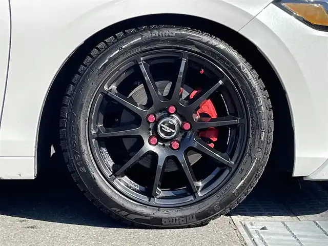 ホンダ シビック LX 群馬県 2023(令5)年 4.2万km プラチナホワイトパール 純正メモリーナビ　/フルセグ　/バックカメラ　/前後ドラレコ　/ウィングエアロ　/シュナイダーホイール　/純正ビルトインＥＴＣ２．０　/ＢＳＭ　/アダプティブクルーズコントロール　/ＬＥＤヘッドライト　/純正フロアマット/Bluethooth/前席シートヒーター/LEDヘッドライト/アイドリングストップ/パワーステアリング