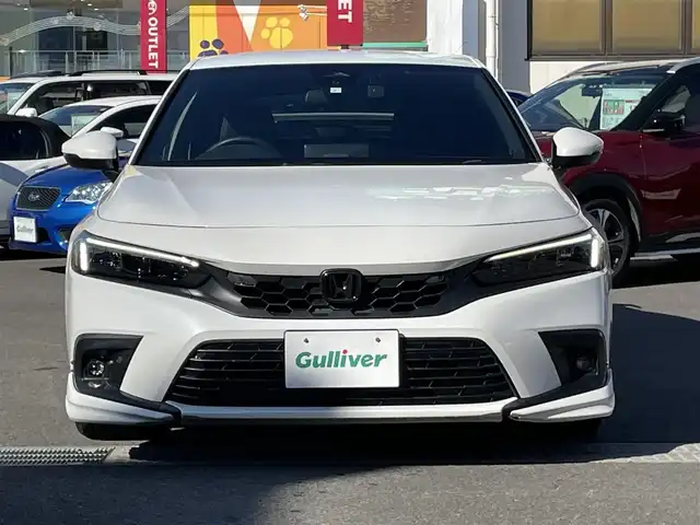 ホンダ シビック LX 群馬県 2023(令5)年 4.2万km プラチナホワイトパール 純正メモリーナビ　/フルセグ　/バックカメラ　/前後ドラレコ　/ウィングエアロ　/シュナイダーホイール　/純正ビルトインＥＴＣ２．０　/ＢＳＭ　/アダプティブクルーズコントロール　/ＬＥＤヘッドライト　/純正フロアマット/Bluethooth/前席シートヒーター/LEDヘッドライト/アイドリングストップ/パワーステアリング