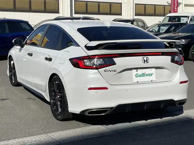 ホンダ シビック LX 群馬県 2023(令5)年 4.2万km プラチナホワイトパール 純正メモリーナビ　/フルセグ　/バックカメラ　/前後ドラレコ　/ウィングエアロ　/シュナイダーホイール　/純正ビルトインＥＴＣ２．０　/ＢＳＭ　/アダプティブクルーズコントロール　/ＬＥＤヘッドライト　/純正フロアマット/Bluethooth/前席シートヒーター/LEDヘッドライト/アイドリングストップ/パワーステアリング