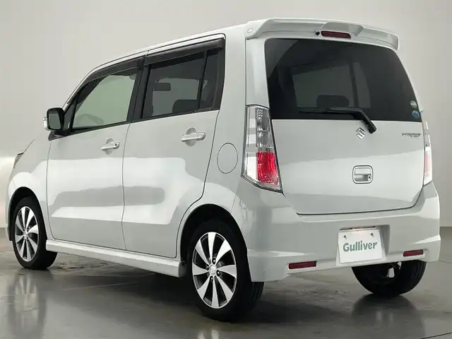 スズキ ワゴンＲ スティングレー リミテッドⅡ 愛知県 2012(平24)年 8.5万km パールホワイト 社外ナビ　禁煙車　フルセグＴＶ　ＤＶＤ再生　シートヒーター　ＥＴＣ　ＨＩＤオートライト　フォグランプ　Ｂｌｕｅｔｏｏｔｈ　社外フロアマット　純正１５インチアルミホイール　スマートキー　プッシュスタート