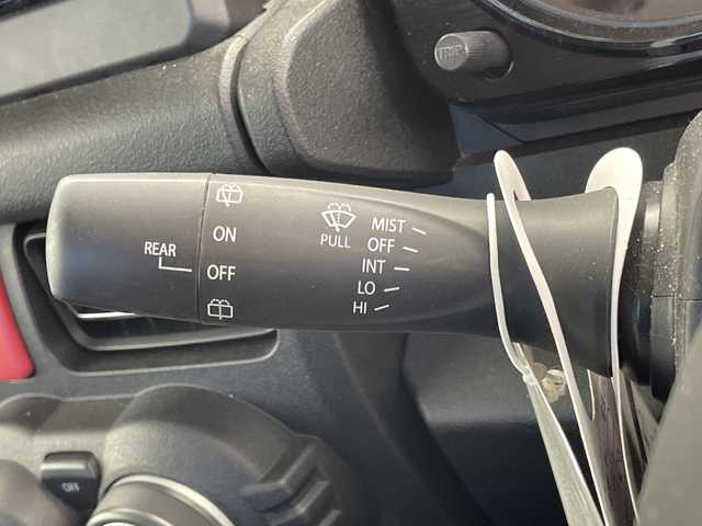 スズキ ジムニー シエラ JC 千葉県 2022(令4)年 2.1万km ジャングルグリーン 衝突軽減ブレーキ/レーンキープアシスト/クルーズコントロール/純正メモリナビ/（フルセグ/Bluetooth/CD/DVD/FM/AM）/ETC/アイドリングストップ/スマートキー/LEDヘッドライト/フォグライト/純正フロアマット/純正サイドバイザー/電動格納ミラー/W＋サイド＋カーテンエアバッグ