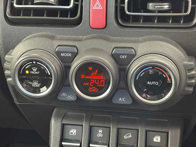 スズキ ジムニー シエラ JC 千葉県 2022(令4)年 2.1万km ジャングルグリーン 衝突軽減ブレーキ/レーンキープアシスト/クルーズコントロール/純正メモリナビ/（フルセグ/Bluetooth/CD/DVD/FM/AM）/ETC/アイドリングストップ/スマートキー/LEDヘッドライト/フォグライト/純正フロアマット/純正サイドバイザー/電動格納ミラー/W＋サイド＋カーテンエアバッグ