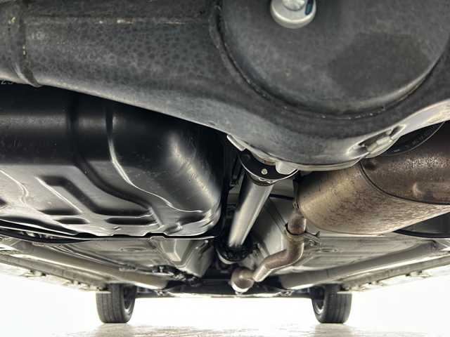 スズキ スペーシア カスタム HYBRID XS ターボ 宮城県 2023(令5)年 4.6万km ピュアホワイトP ワンオーナー/禁煙車/スズキセーフティーサポート/・デュアルカメラブレーキサポート/・車線逸脱警報/・車線逸脱抑制機能/・ハイビームアシスト/・パーキングソナー/・横滑り防止機能/オートクルーズコントロール/ヘッドアップディスプレイ/前席シートヒーター/両側パワースライドドア/純正8インチナビ/（BT.AM.FM.CD.DVD.SD.HDMI）/バックカメラ/フルセグテレビ/ビルトインETC/前後純正ドライブレコーダー/ハーフレザーシート/パドルシフト/革巻きステアリング/ステアリングスイッチ/プッシュスタート/スマートキー/スペアキー/エンジンスターター/ロールサンシェード/シートバックテーブル/純正フロアマット/純正ドアバイザー/LEDヘッドライト/LEDフォグランプ/純正15インチアルミホイール/アイドリングストップ