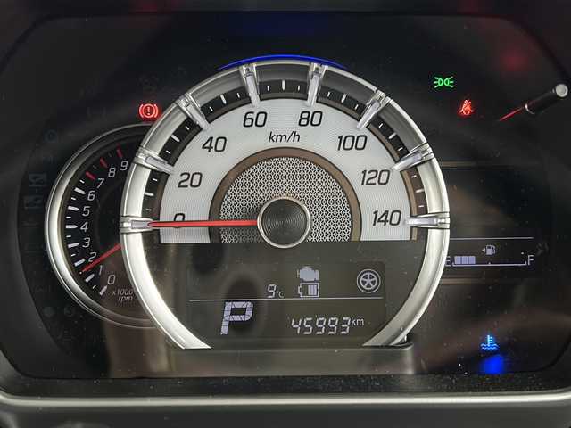 スズキ スペーシア カスタム HYBRID XS ターボ 宮城県 2023(令5)年 4.6万km ピュアホワイトP ワンオーナー/禁煙車/スズキセーフティーサポート/・デュアルカメラブレーキサポート/・車線逸脱警報/・車線逸脱抑制機能/・ハイビームアシスト/・パーキングソナー/・横滑り防止機能/オートクルーズコントロール/ヘッドアップディスプレイ/前席シートヒーター/両側パワースライドドア/純正8インチナビ/（BT.AM.FM.CD.DVD.SD.HDMI）/バックカメラ/フルセグテレビ/ビルトインETC/前後純正ドライブレコーダー/ハーフレザーシート/パドルシフト/革巻きステアリング/ステアリングスイッチ/プッシュスタート/スマートキー/スペアキー/エンジンスターター/ロールサンシェード/シートバックテーブル/純正フロアマット/純正ドアバイザー/LEDヘッドライト/LEDフォグランプ/純正15インチアルミホイール/アイドリングストップ