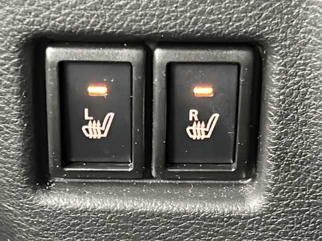 スズキ スペーシア カスタム HYBRID XS ターボ 宮城県 2023(令5)年 4.6万km ピュアホワイトP ワンオーナー/禁煙車/スズキセーフティーサポート/・デュアルカメラブレーキサポート/・車線逸脱警報/・車線逸脱抑制機能/・ハイビームアシスト/・パーキングソナー/・横滑り防止機能/オートクルーズコントロール/ヘッドアップディスプレイ/前席シートヒーター/両側パワースライドドア/純正8インチナビ/（BT.AM.FM.CD.DVD.SD.HDMI）/バックカメラ/フルセグテレビ/ビルトインETC/前後純正ドライブレコーダー/ハーフレザーシート/パドルシフト/革巻きステアリング/ステアリングスイッチ/プッシュスタート/スマートキー/スペアキー/エンジンスターター/ロールサンシェード/シートバックテーブル/純正フロアマット/純正ドアバイザー/LEDヘッドライト/LEDフォグランプ/純正15インチアルミホイール/アイドリングストップ