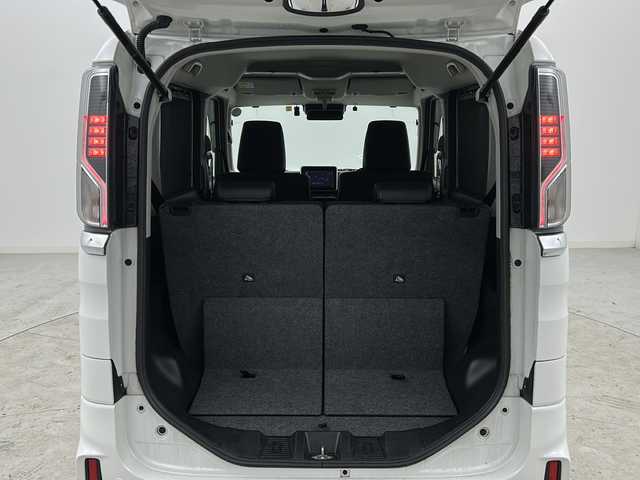 スズキ スペーシア カスタム HYBRID XS ターボ 宮城県 2023(令5)年 4.6万km ピュアホワイトP ワンオーナー/禁煙車/スズキセーフティーサポート/・デュアルカメラブレーキサポート/・車線逸脱警報/・車線逸脱抑制機能/・ハイビームアシスト/・パーキングソナー/・横滑り防止機能/オートクルーズコントロール/ヘッドアップディスプレイ/前席シートヒーター/両側パワースライドドア/純正8インチナビ/（BT.AM.FM.CD.DVD.SD.HDMI）/バックカメラ/フルセグテレビ/ビルトインETC/前後純正ドライブレコーダー/ハーフレザーシート/パドルシフト/革巻きステアリング/ステアリングスイッチ/プッシュスタート/スマートキー/スペアキー/エンジンスターター/ロールサンシェード/シートバックテーブル/純正フロアマット/純正ドアバイザー/LEDヘッドライト/LEDフォグランプ/純正15インチアルミホイール/アイドリングストップ