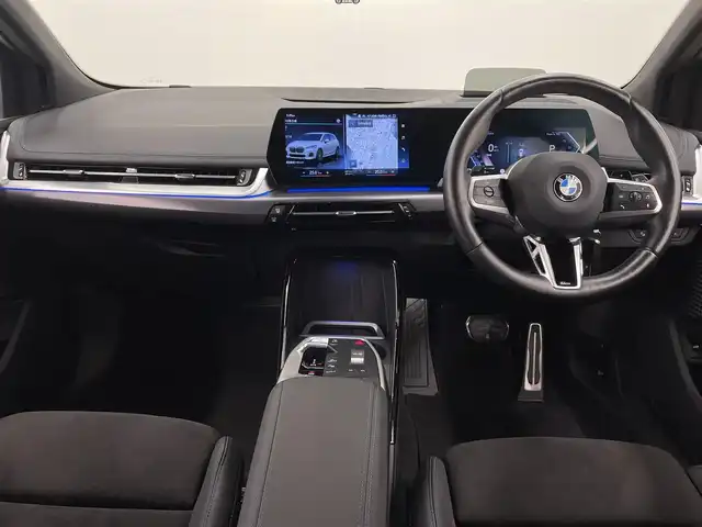 ＢＭＷ ＢＭＷ ２１８ｄ アクティブツアラー Mスポーツ 岡山県 2023(令5)年 3.7万km アルピンホワイトⅢ 純正ナビ/全周囲カメラ/Bluetooth/USB/アップルカープレイ/ドライビングアシストプラス/HUD/正面衝突警告/車線逸脱警告/車線変更警告/車線変更警告/側面衝突警告/アダプティブPDC/発進モニター/ACC/オートライト/AHB/ブレーキAH/パドルシフト/コンフォートアクセス/デジタルキー/ETC