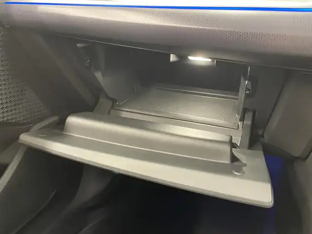 ＢＭＷ ＢＭＷ ２１８ｄ アクティブツアラー Mスポーツ 岡山県 2023(令5)年 3.7万km アルピンホワイトⅢ 純正ナビ/全周囲カメラ/Bluetooth/USB/アップルカープレイ/ドライビングアシストプラス/HUD/正面衝突警告/車線逸脱警告/車線変更警告/車線変更警告/側面衝突警告/アダプティブPDC/発進モニター/ACC/オートライト/AHB/ブレーキAH/パドルシフト/コンフォートアクセス/デジタルキー/ETC