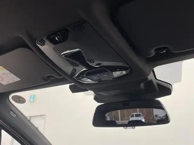 ＢＭＷ ＢＭＷ ２１８ｄ アクティブツアラー Mスポーツ 岡山県 2023(令5)年 3.7万km アルピンホワイトⅢ 純正ナビ/全周囲カメラ/Bluetooth/USB/アップルカープレイ/ドライビングアシストプラス/HUD/正面衝突警告/車線逸脱警告/車線変更警告/車線変更警告/側面衝突警告/アダプティブPDC/発進モニター/ACC/オートライト/AHB/ブレーキAH/パドルシフト/コンフォートアクセス/デジタルキー/ETC