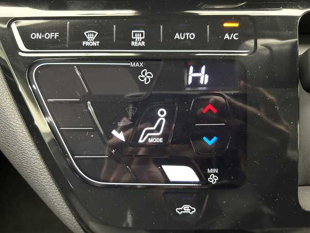 日産 デイズ ハイウェイスターX 鹿児島県 2024(令6)年 0.6万km ホワイトパール コーナーセンサー/アイドリングストップ/アラウンドビューモニター/ドラレコ/エマージェンシーブレーキ/レーンキープアシスト/スマートキー/スペアキー/フロントフォグランプ/LEDヘッドライト/オートライト/オートマチックハイビーム/革巻きステアリング/プッシュスタート/保証書/取扱説明書/アイドリングストップ/社外ETC/純正アルミ