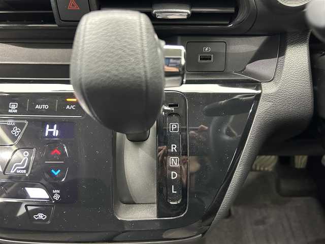 日産 デイズ ハイウェイスターX 鹿児島県 2024(令6)年 0.6万km ホワイトパール コーナーセンサー/アイドリングストップ/アラウンドビューモニター/ドラレコ/エマージェンシーブレーキ/レーンキープアシスト/スマートキー/スペアキー/フロントフォグランプ/LEDヘッドライト/オートライト/オートマチックハイビーム/革巻きステアリング/プッシュスタート/保証書/取扱説明書/アイドリングストップ/社外ETC/純正アルミ