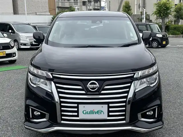 日産 エルグランド 250ハイウェイスターS 兵庫県 2020(令2)年 1.4万km ファントムブラック 外部検査実施済み/・ワンオーナー//福祉車両//グレード：セカンドスライドアップシート/・純正10インチメモリーナビ/・地デジ/DVD/BT/・バックカメラ/・ナビ連動ドライブレコーダー/・両側パワースライドドア/・パワーバックドア/・エマージェンシーブレーキ/・車線逸脱警報/・アダプティブクルーズコントロール/・オートLEDヘッドランプ/・前後ソナー/・純正18インチAW/・ビルトインETC
