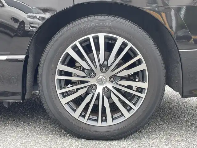 日産 エルグランド 250ハイウェイスターS 兵庫県 2020(令2)年 1.4万km ファントムブラック 外部検査実施済み/・ワンオーナー//福祉車両//グレード：セカンドスライドアップシート/・純正10インチメモリーナビ/・地デジ/DVD/BT/・バックカメラ/・ナビ連動ドライブレコーダー/・両側パワースライドドア/・パワーバックドア/・エマージェンシーブレーキ/・車線逸脱警報/・アダプティブクルーズコントロール/・オートLEDヘッドランプ/・前後ソナー/・純正18インチAW/・ビルトインETC
