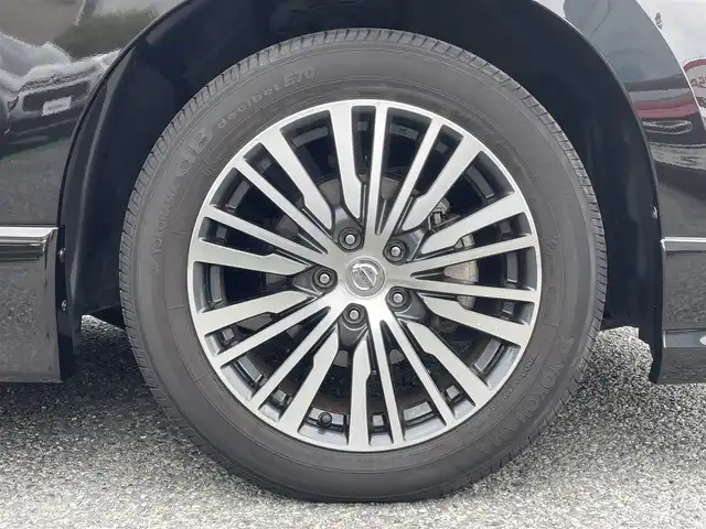 日産 エルグランド 250ハイウェイスターS 兵庫県 2020(令2)年 1.4万km ファントムブラック 外部検査実施済み/・ワンオーナー//福祉車両//グレード：セカンドスライドアップシート/・純正10インチメモリーナビ/・地デジ/DVD/BT/・バックカメラ/・ナビ連動ドライブレコーダー/・両側パワースライドドア/・パワーバックドア/・エマージェンシーブレーキ/・車線逸脱警報/・アダプティブクルーズコントロール/・オートLEDヘッドランプ/・前後ソナー/・純正18インチAW/・ビルトインETC