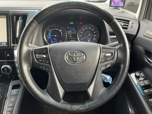 トヨタ ヴェルファイア ハイブリット ZR 大阪府 2018(平30)年 10.5万km ホワイトパールクリスタルシャイン ワンオーナー/サンルーフ/純正ナビ/夏タイヤ付純正AW有/BT/CD/DVD/SD/TV/バックカメラ/純正フリップダウンモニター(V12T-R66C)/前後ドライブレコーダー/レーダー探知機(GWR73sd)/本革シート/前席パワーシート/前席シートヒーター/前席エアシート/N席/２列目オットマン/電動リアゲート/追従機能付きクルーズコントロール/レーンキープアシスト/コーナーセンサー/LEDヘッドライト/フロントフォグ/オートハイビーム/スペアキー/ETC2.0